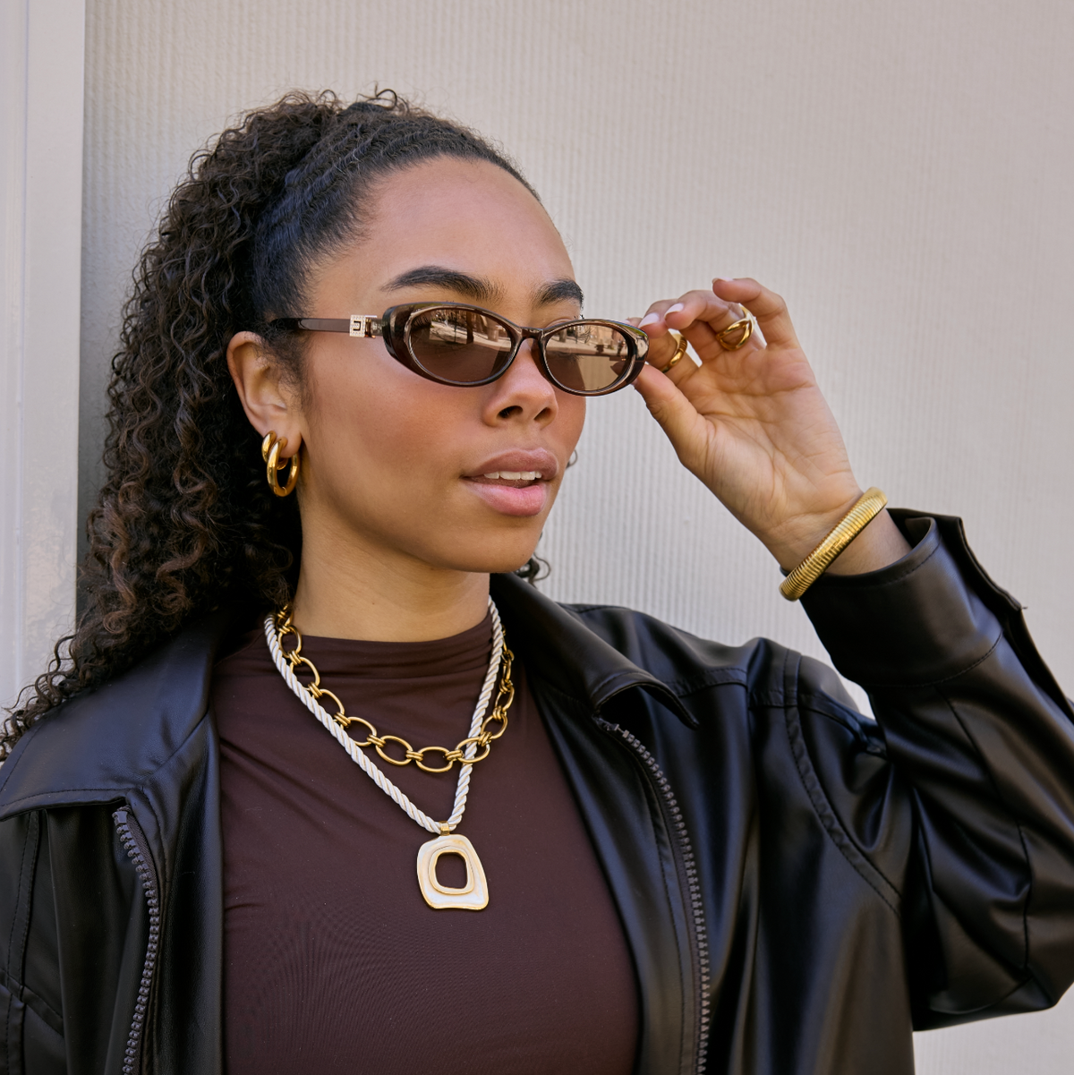 Bold Hoops Medium